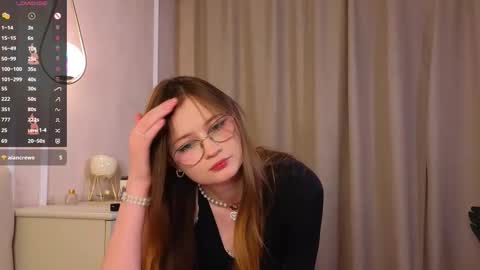 Sharon online show from February 1, 8:07 pm