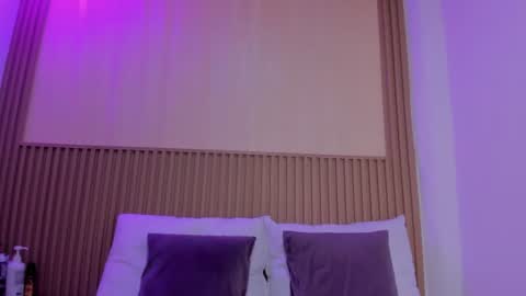 sharonscothh online show from July 30, 7:24 pm