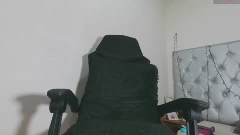 sharonths online show from July 27, 9:22 pm