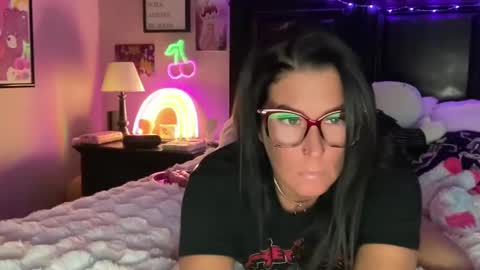 Shastababy online show from December 11, 5:15 pm