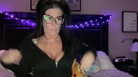 Shastababy online show from January 6, 4:23 pm
