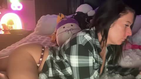 Shastababy online show from March 4, 3:59 pm