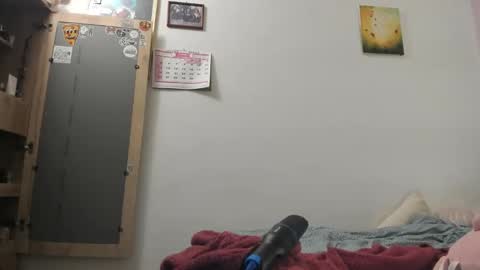 shauneefoxx_ online show from April 5, 12:13 pm