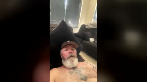 shaunhosking3 online show from January 8, 4:37 am