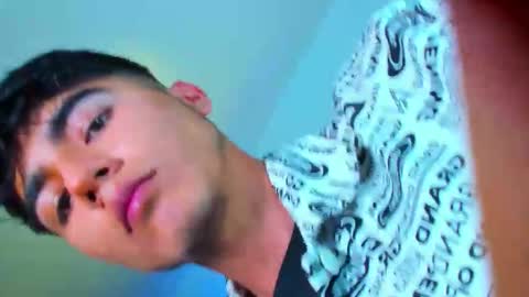 Snapshot of shawn__sanderson chatting on October 19, 10:54 pm Shawn online show from October 19, 10:54 pm