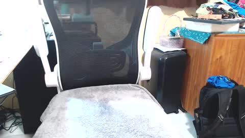 Snapshot of shawntl chatting on December 27, 10:05 pm Shawn online show from December 27, 10:05 pm