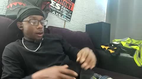 Snapshot of shawnvegas67 chatting on February 4, 7:09 pm shawnvegas67 online show from February 4, 7:09 pm