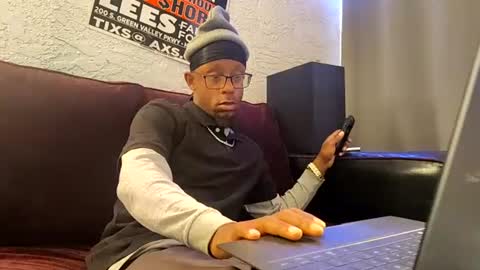 Snapshot of shawnvegas67 chatting on February 5, 10:14 pm shawnvegas67 online show from February 5, 10:14 pm