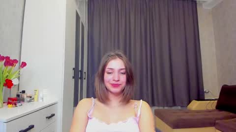 shawty__mariaa online show from March 9, 9:14 pm