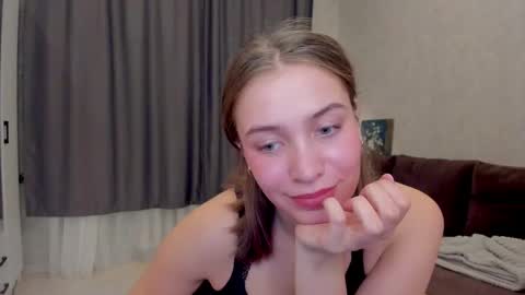 shawty__mariaa online show from September 15, 3:23 pm