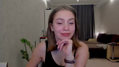shawty__mariaa online show from October 26, 12:55 pm
