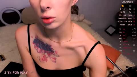 Snapshot of shawty__shy chatting on October 16, 5:58 pm Devika online show from October 16, 5:58 pm