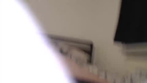 Snapshot of shawtyxcream chatting on November 2, 7:05 pm Luna online show from November 2, 7:05 pm