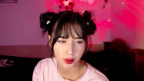 Shayla 3 online show from September 30, 9:09 pm