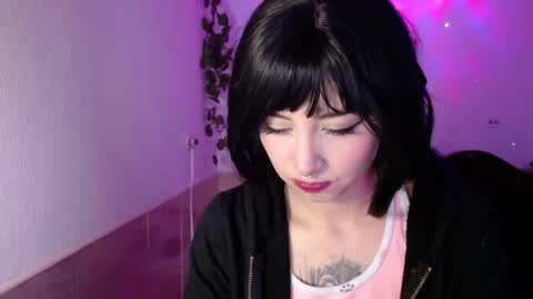 Shayla 3 online show from December 19, 12:12 pm