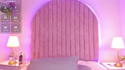 Shayla Davis  online 240 pm - 1000 pm online show from October 24, 8:16 pm