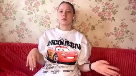 Snapshot of shaylagagne chatting on March 21, 9:25 am Shay online show from March 21, 9:25 am