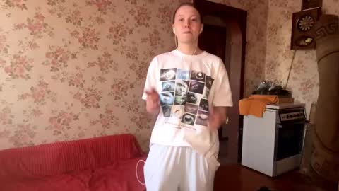 Snapshot of shaylagagne chatting on March 26, 1:38 pm Shay online show from March 26, 1:38 pm