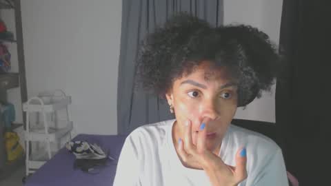 Snapshot of shayna_cute chatting on January 25, 3:51 am Shayna online show from January 25, 3:51 am