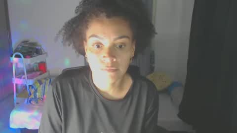 Snapshot of shayna_cute chatting on March 5, 2:14 am Shayna online show from March 5, 2:14 am