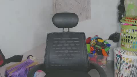 Shayna online show from May 15, 11:56 pm
