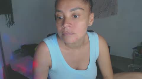 Shayna online show from May 30, 3:47 am
