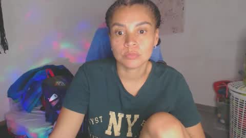 Shayna online show from June 5, 6:52 am