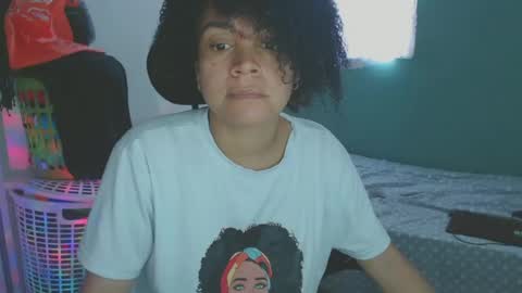 Shayna online show from June 19, 8:56 pm