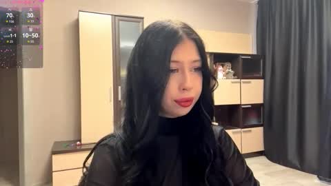 Snapshot of shaynikim chatting on November 26, 8:26 am Dana online show from November 26, 8:26 am