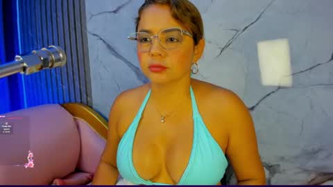 shayra_boobs2 online show from June 6, 10:42 am