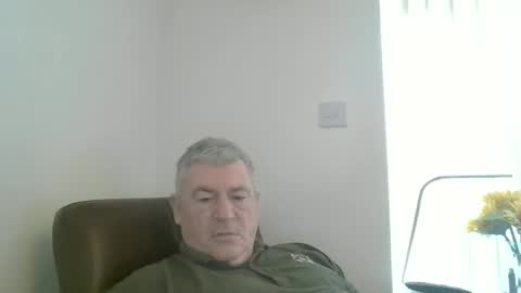 Snapshot of she52 chatting on December 30, 8:32 am she52 online show from December 30, 8:32 am