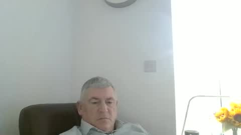 Snapshot of she52 chatting on February 24, 5:09 pm she52 online show from February 24, 5:09 pm