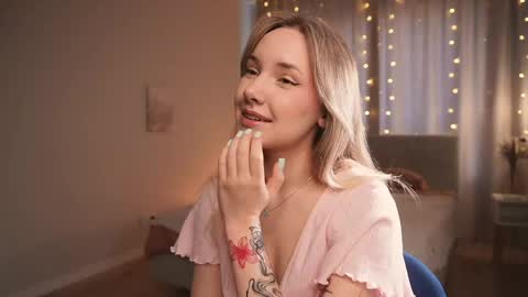 Snapshot of shebuny chatting on March 31, 4:13 am shebuny online show from March 31, 4:13 am