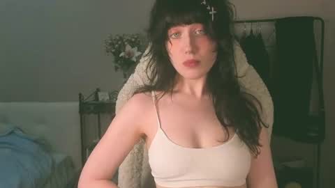 Chiara online show from June 17, 4:30 pm