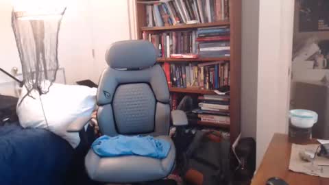 Snapshot of sheepishlion chatting on October 23, 3:06 am sheepishlion online show from October 23, 3:06 am