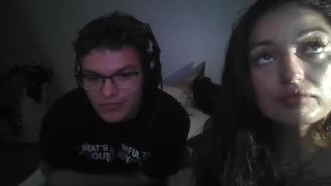 Snapshot of sheeshhh1994 chatting on May 27, 5:04 am Room4Pleasure online show from May 27, 5:04 am