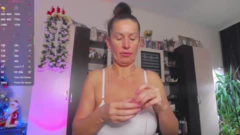 Sheila GMT 2 Tuesday Wednesday Friday Saturday Sunday- 8  5  online show from January 10, 4:47 am