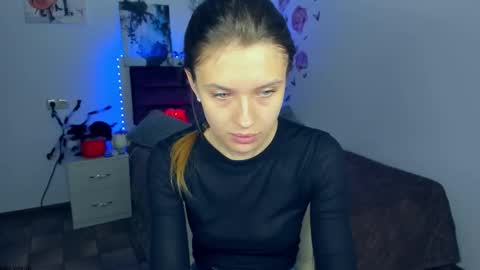 Alexis online show from October 22, 8:14 am