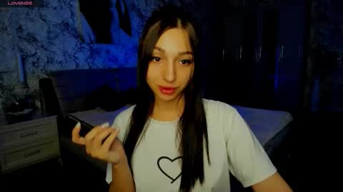 sheillawood online show from October 14, 12:44 am