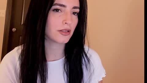 Snapshot of sheisallthat chatting on November 15, 3:59 am sheisallthat online show from November 15, 3:59 am