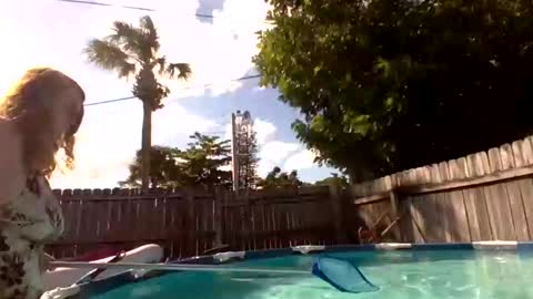 Red online show from October 13, 7:47 pm