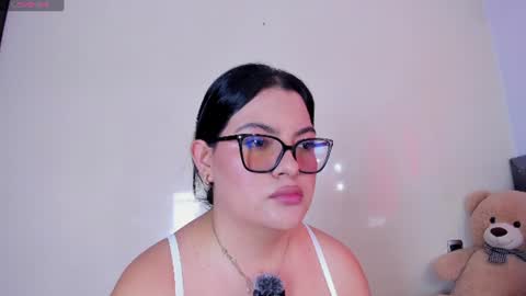 S H E L L  online show from June 17, 7:37 pm
