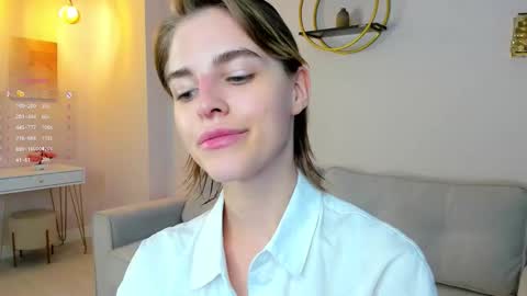 Snapshot of shelleyharn chatting on September 13, 1:38 am Alex online show from September 13, 1:38 am