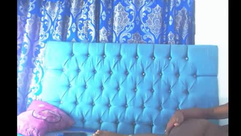 shellmy online show from February 11, 11:44 pm