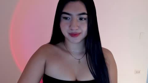 Snapshot of shelly_rohades chatting on October 30, 2:57 am online show from October 30, 2:57 am