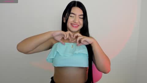 Snapshot of shelly_rohades chatting on November 14, 3:05 am online show from November 14, 3:05 am