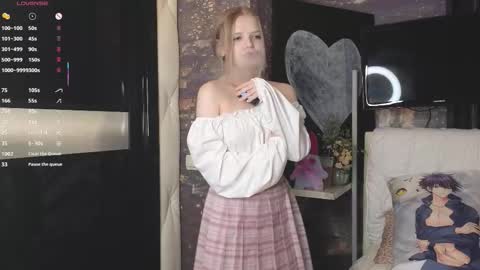 Snapshot of shellyboom chatting on November 16, 8:36 pm shellyboom online show from November 16, 8:36 pm