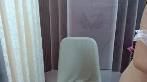 Snapshot of shellysan chatting on October 6, 1:41 pm Shelly online show from October 6, 1:41 pm