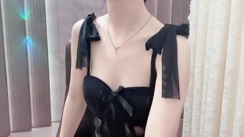 Snapshot of shellysan chatting on April 7, 1:39 am Shelly online show from April 7, 1:39 am