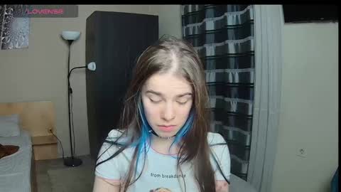 ShelyMoon online show from March 5, 12:16 am